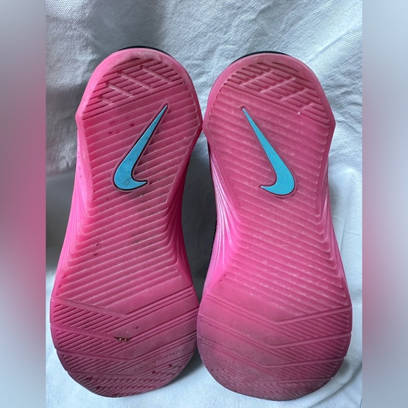 Nike React Metcon AMP 'Black Fire Pink' - Picture 4 of 5